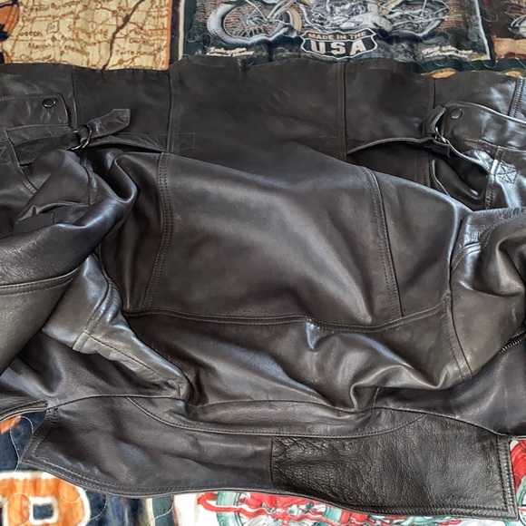 Banana republic leather jacket - Picture 6 of 16